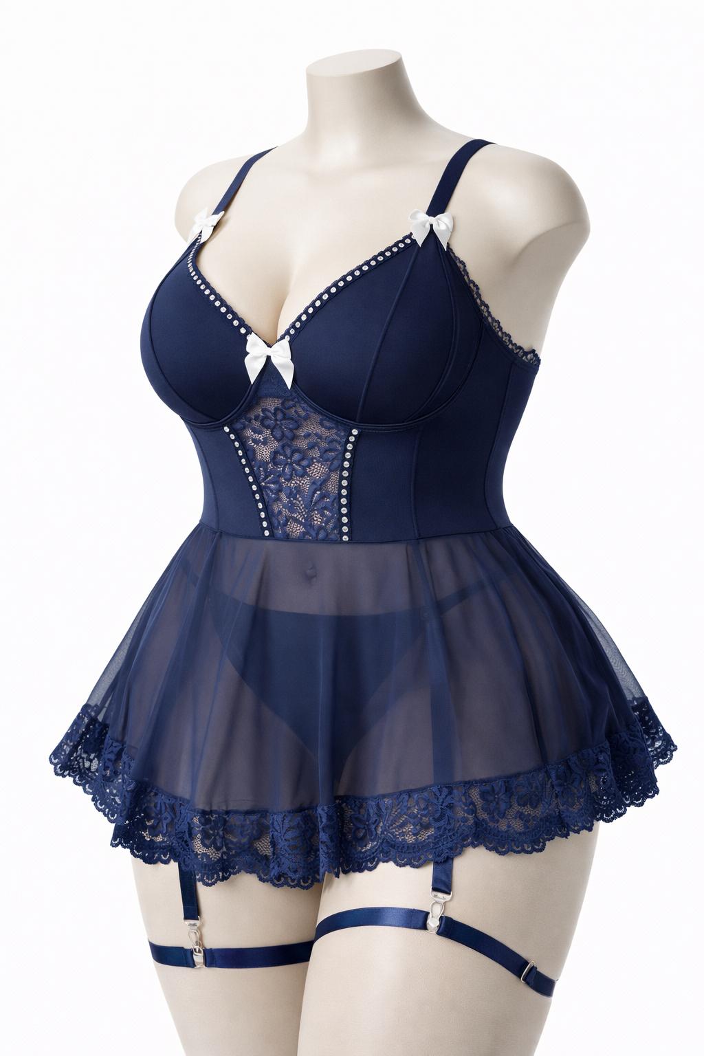 Ensemble 4 pièces bleu marine avec détail en dentelle