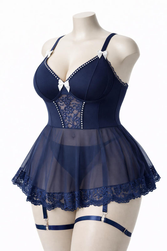 Ensemble 4 pièces bleu marine avec détail en dentelle